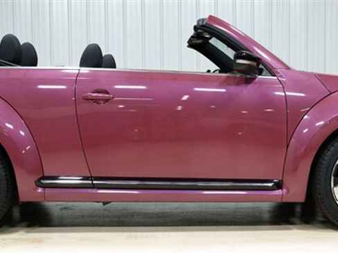 Used 2017 Volkswagen Beetle #PinkBeetle FWD image 17