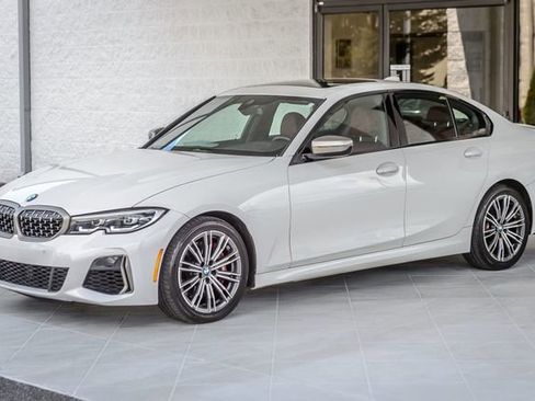 Used 2022 BMW M340i xDrive w/ Driving Assistance Package image 7