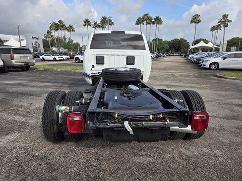New 2026 RAM 5500 Tradesman w/ Chrome Appearance Group AWD/4WD image 6