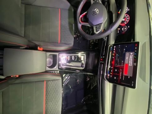 New 2026 Volkswagen GTI SE image 10