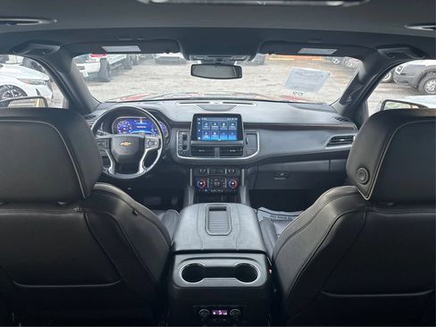 Used 2023 Chevrolet Suburban Premier RWD image 19