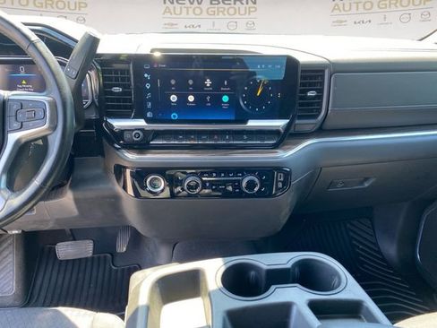 Used 2023 Chevrolet Silverado 1500 RST w/ Z71 Off-Road Package image 11