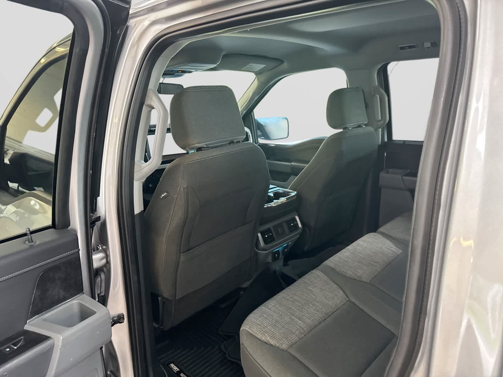 Used 2022 Ford F150 XLT w/ Equipment Group 302A High RWD image 24