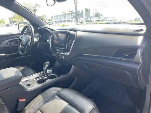 Used 2023 Chevrolet Traverse LT w/ LPO, Floor Liner Package AWD/4WD image 28