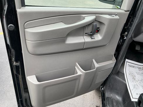 Used 2013 Chevrolet Express 2500 LS w/ Power Package RWD image 9