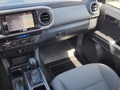 Used 2022 Toyota Tacoma SR5 image 27