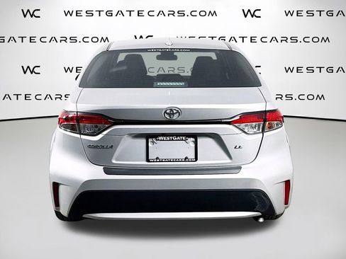 Used 2022 Toyota Corolla LE image 7
