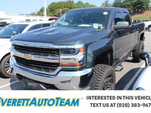 Used 2019 Chevrolet Silverado 1500 LT AWD/4WD image 1