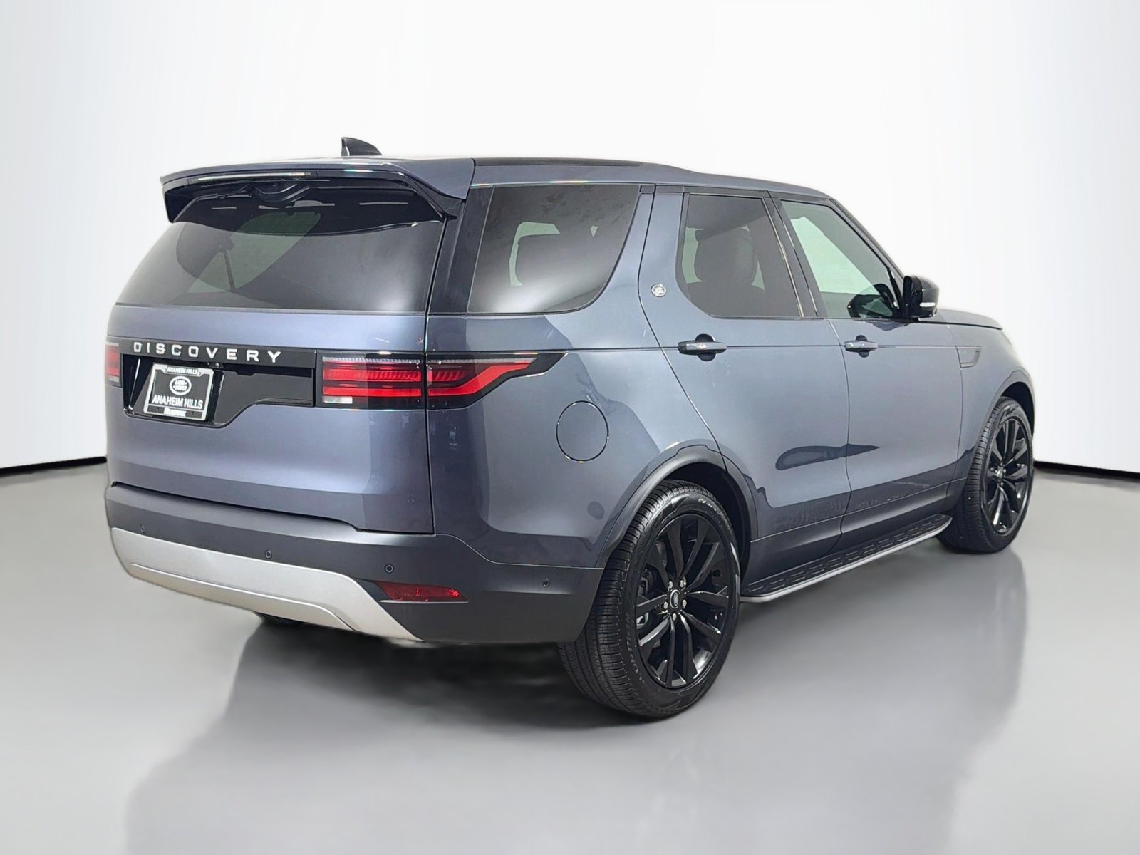 New 2026 Land Rover Discovery S AWD/4WD image 5