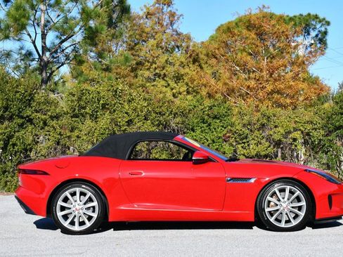 Used 2019 Jaguar F-TYPE Convertible image 40