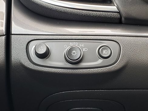 Used 2018 Buick Encore Sport Touring w/ Safety Package image 28