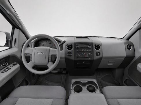 Used 2005 Ford F150 XLT RWD image 6