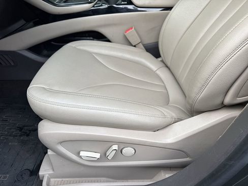 Certified 2022 Lincoln Nautilus FWD w/ Premium Package image 14