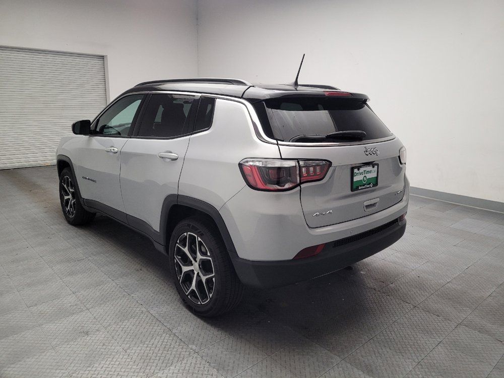 Used 2024 Jeep Compass Limited AWD/4WD image 5