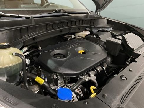 Used 2021 Hyundai Tucson SE image 94