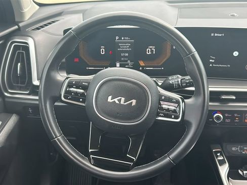 Used 2024 Kia Sorento S FWD image 22