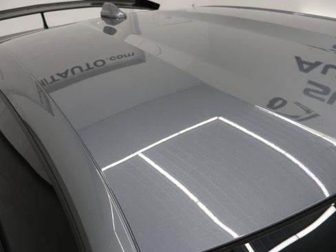 Used 2021 Chevrolet Camaro ZL1 RWD image 4