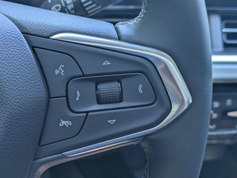 New 2026 Chevrolet Trax LT w/ Sunroof Package FWD image 14