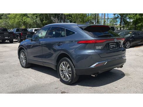 Used 2021 Toyota Venza Limited image 7