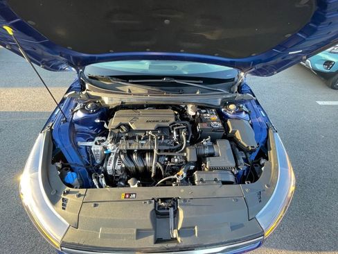 Certified 2025 Kia K4 EX FWD image 28