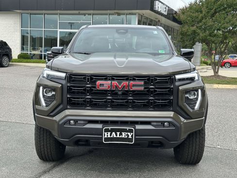 New 2025 GMC Canyon Elevation w/ Convenience Package image 23