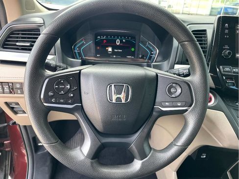 Used 2021 Honda Odyssey EX image 13