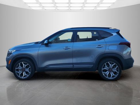 Used 2021 Kia Seltos SX w/ SX Sunroof Package image 4