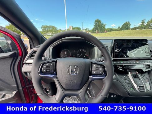 Used 2026 Honda Odyssey Sport-L image 17