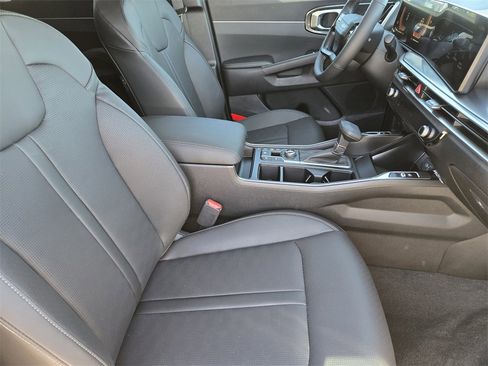 New 2026 Kia Sorento S image 10