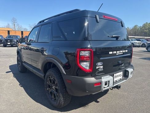 New 2026 Ford Bronco Sport Outer Banks w/ Sasquatch Outer Banks Package AWD/4WD image 3
