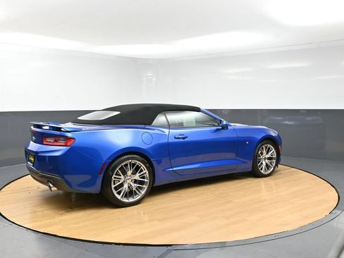 Used 2017 Chevrolet Camaro SS RWD image 7