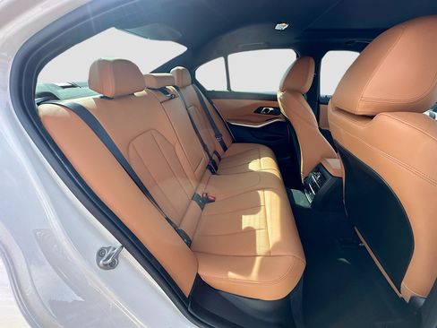 Certified 2025 BMW 330i Sedan w/ M Sport Package RWD image 28