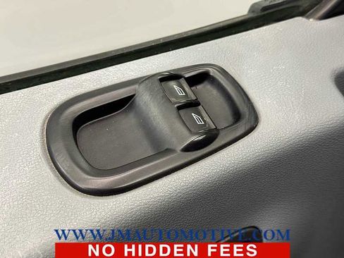 Used 2019 Ford Transit 250 130 Low Roof w/ Exterior Upgrade Package image 31