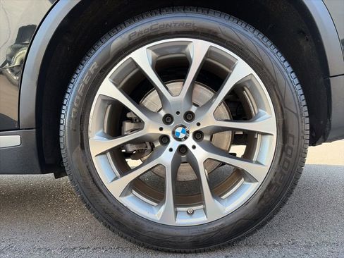 Used 2024 BMW X5 xDrive40i w/ Executive Package AWD/4WD image 22