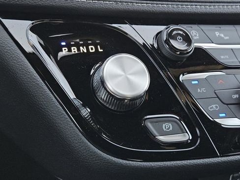New 2026 Chrysler Pacifica Select FWD image 15