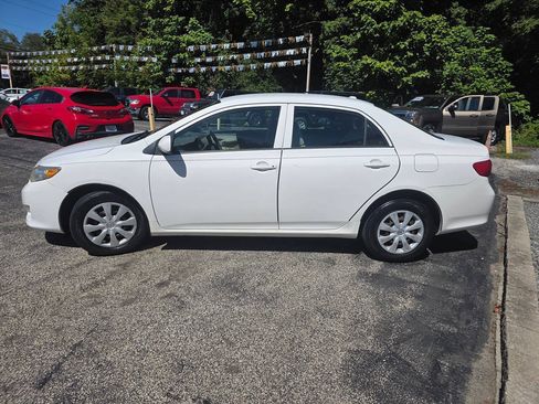 Used 2009 Toyota Corolla LE FWD image 5