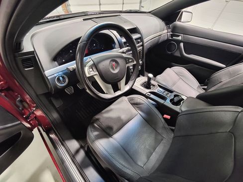 Used 2009 Pontiac G8 GXP image 24
