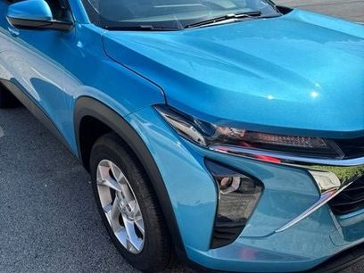 Used 2026 Chevrolet Trax LS w/ LS Convenience Package