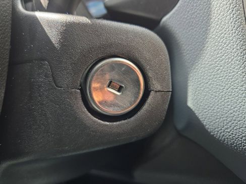 Used 2021 Chevrolet Colorado Z71 RWD image 17