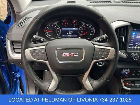 Used 2024 GMC Terrain SLT image 11
