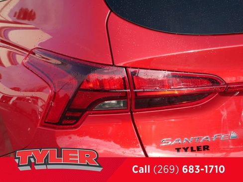 Used 2022 Hyundai Santa Fe SEL AWD/4WD image 12
