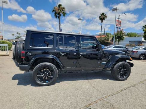 Certified 2023 Jeep Wrangler Unlimited Sahara AWD/4WD image 4