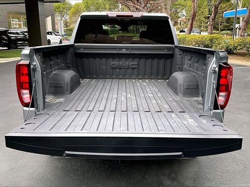 Used 2023 GMC Sierra 1500 SLE image 22