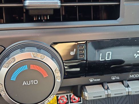 New 2026 Toyota Tacoma 4x4 Double Cab image 11