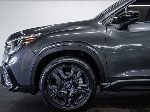 Used 2024 Subaru Ascent Onyx Edition image 12