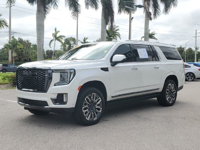 Certified 2023 GMC Yukon XL Denali Ultimate AWD/4WD image 31