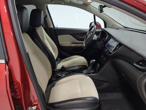 Used 2018 Buick Encore Preferred FWD image 21