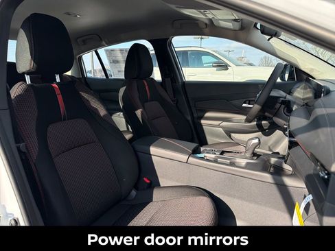 New 2026 Nissan Sentra SR w/ Floor Mat Package FWD image 36