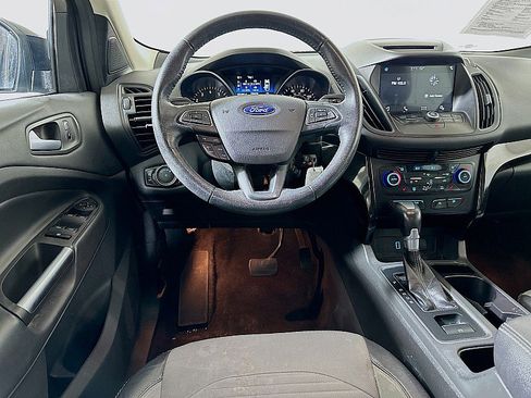 Used 2018 Ford Escape SE w/ SE Sport Appearance Package image 21