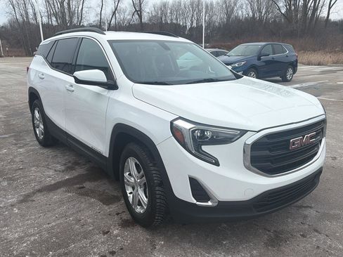 Used 2019 GMC Terrain SLE w/ Driver Convenience Package image 7